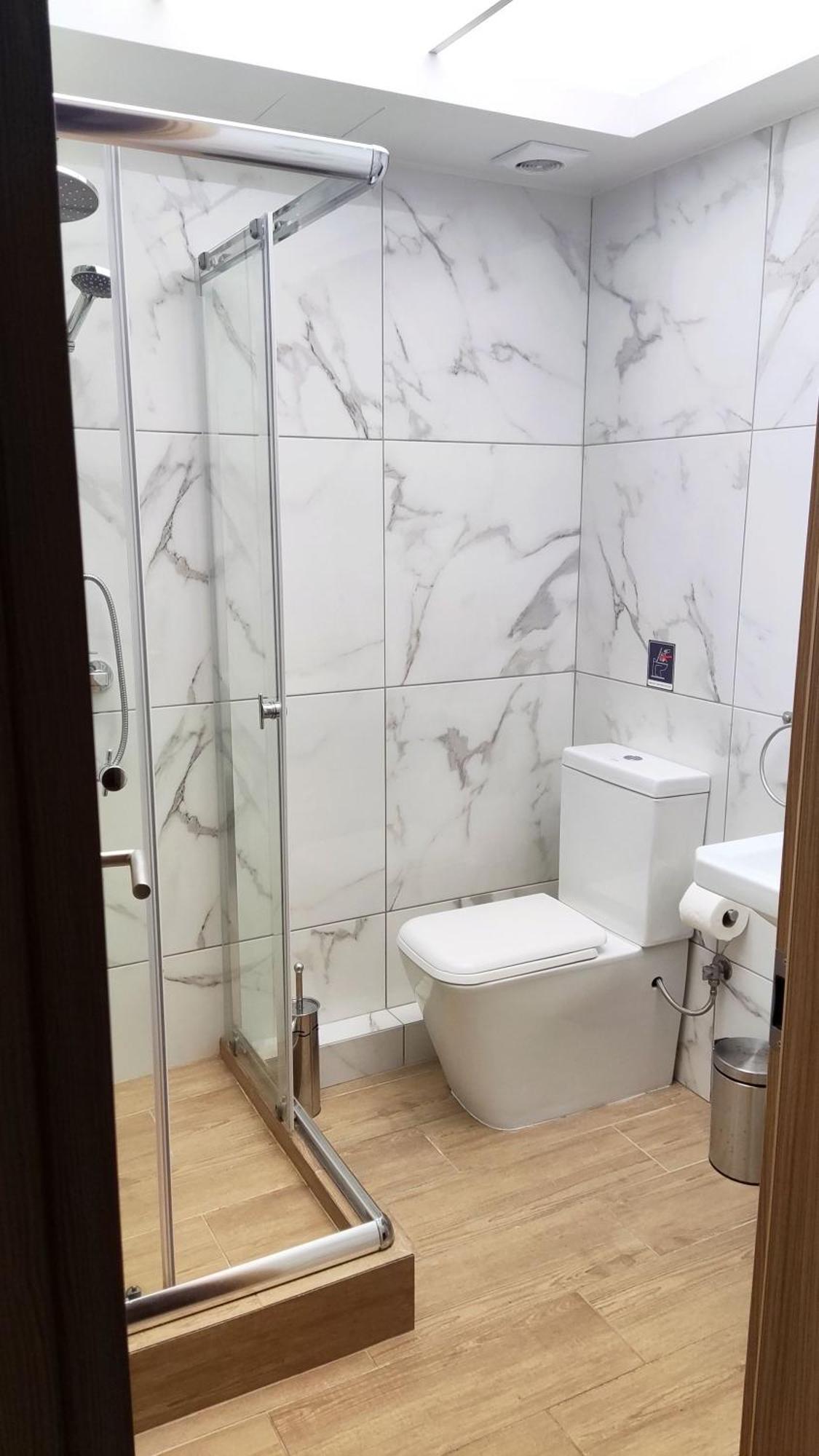 Ermou Downtown Suites By Athens Urban Retreat Ngoại thất bức ảnh